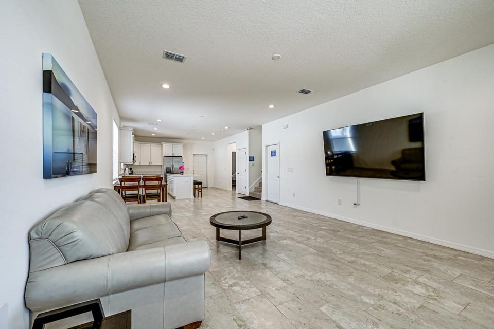Brand New Tampa House w/ Private Yard! House in Tampa