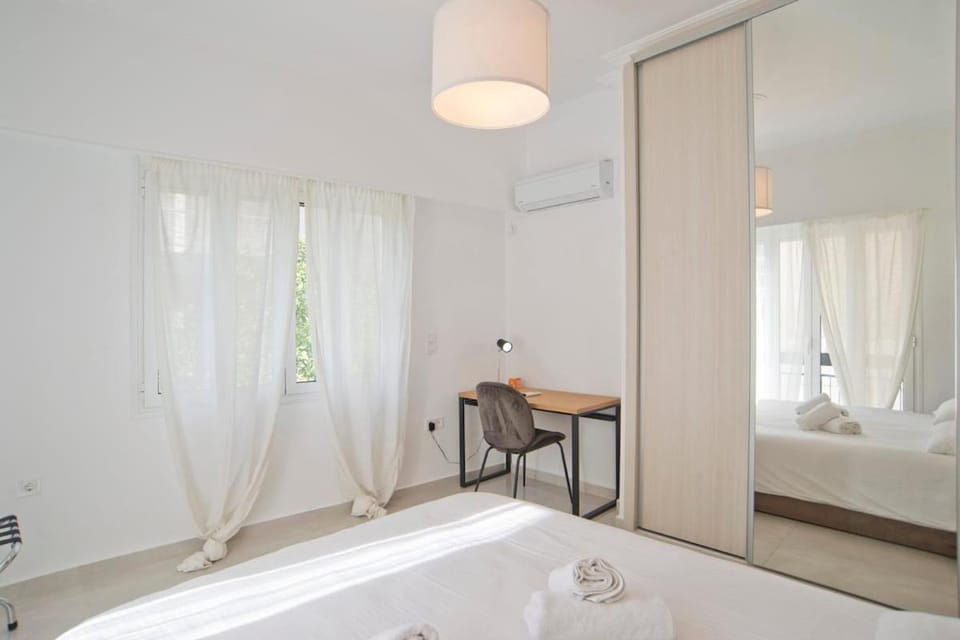Alimos Modern Haven 1BR Apartment Apartment in Alimos