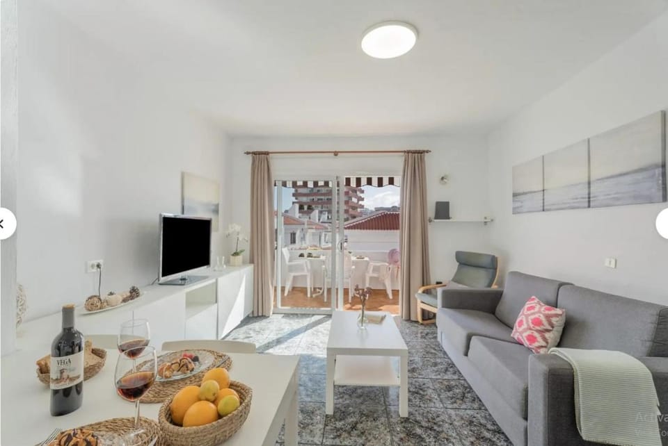 Golden Sun Penthouse Las Floritas Apartment in Playa de las Americas