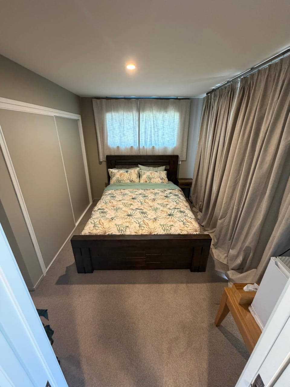 Private Ensuite Near Airport Vacation rental in Christchurch