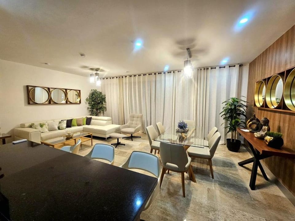 Living room, Seating area, Dining area