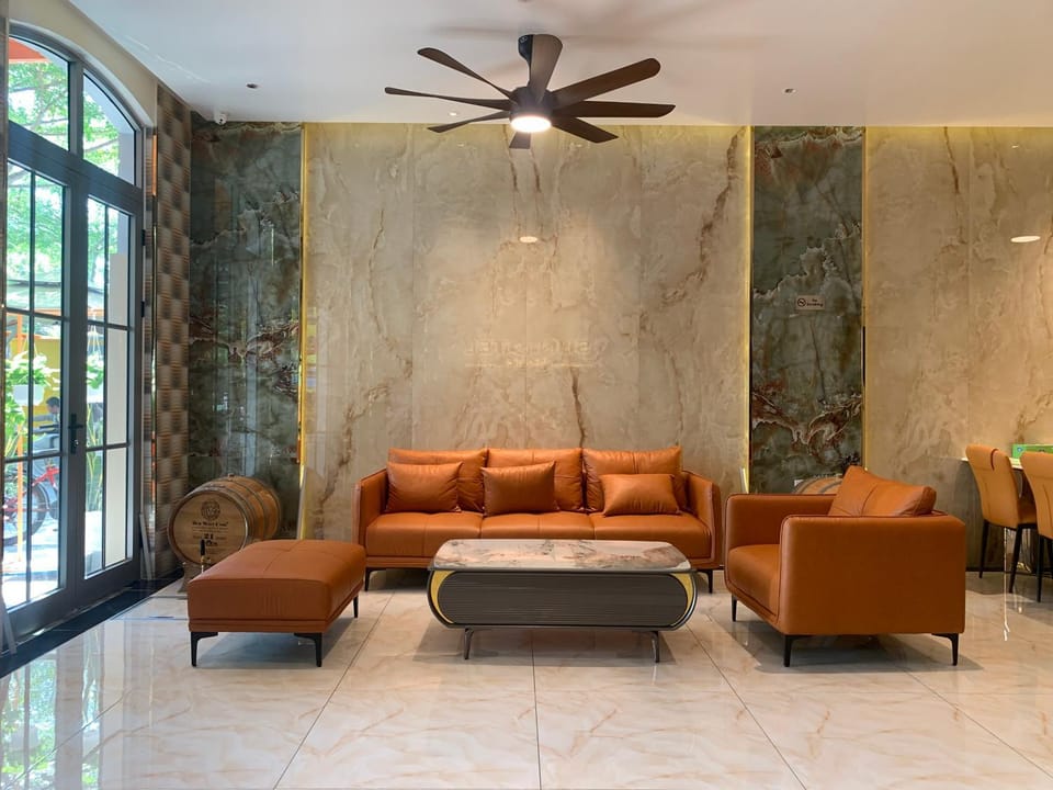 Communal lounge/ TV room, Internal: Not applicable to any particular room