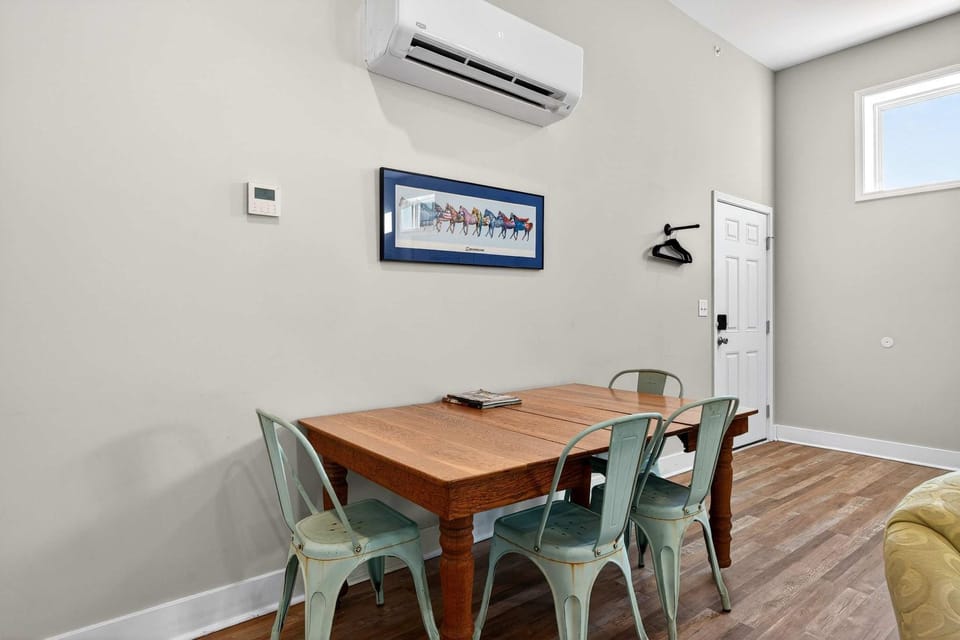 The Matt Winn Suite A Cozy Modern Brick Home House in Shively
