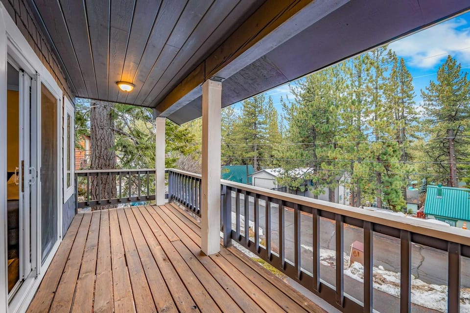 Donner Lake Delight - Near Lake, Truckee Escape House in Truckee