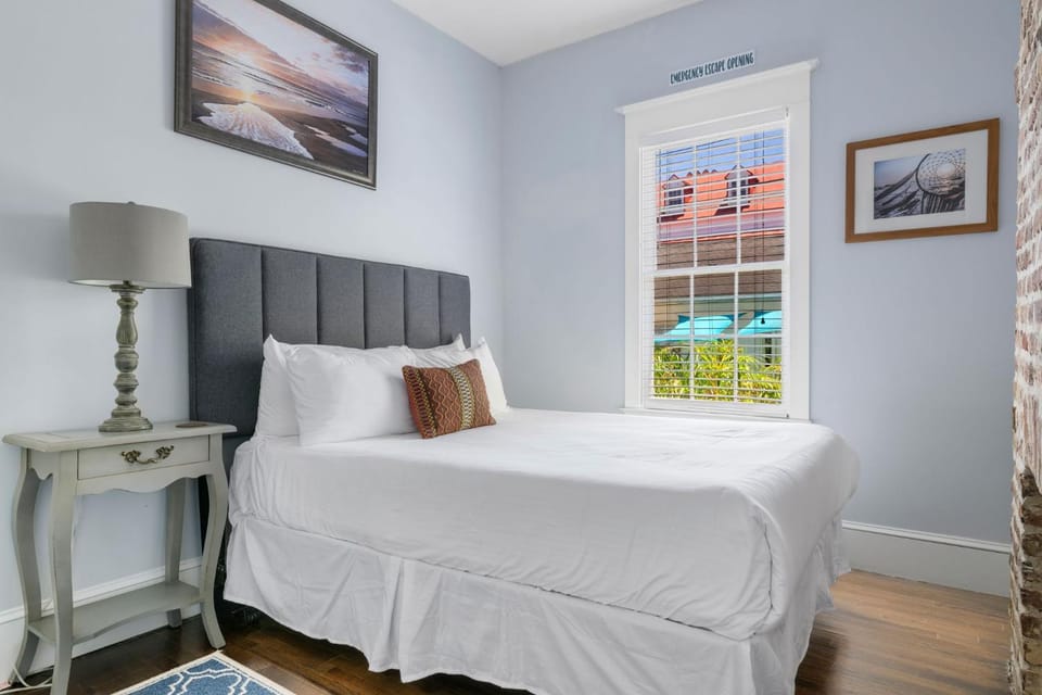 The Pearl Suite 3BR 1st Floor Near King St House in Charleston