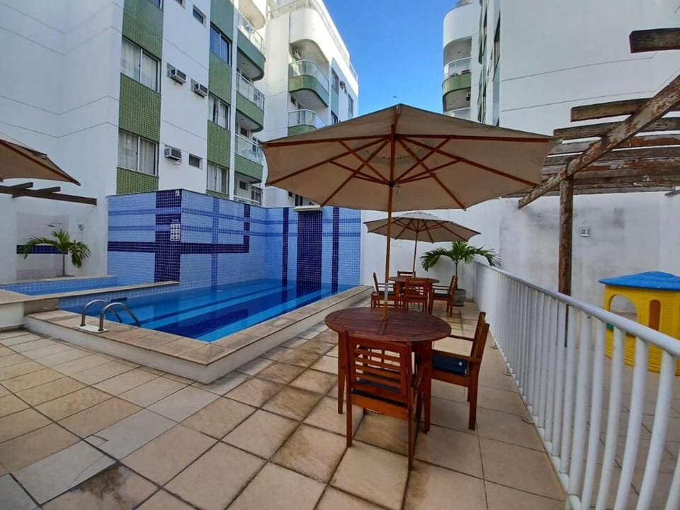 Apartamento proximo a praia, 3 quartos com ar, garagem, wi-fi Apartment in Cabo Frio