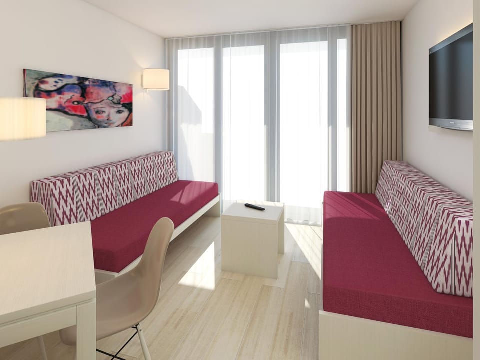 Communal lounge/ TV room, Living room