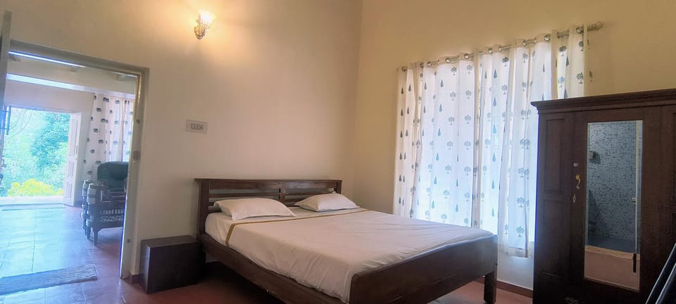 Amblyn Home stay coorg Bed and Breakfast in Madikeri