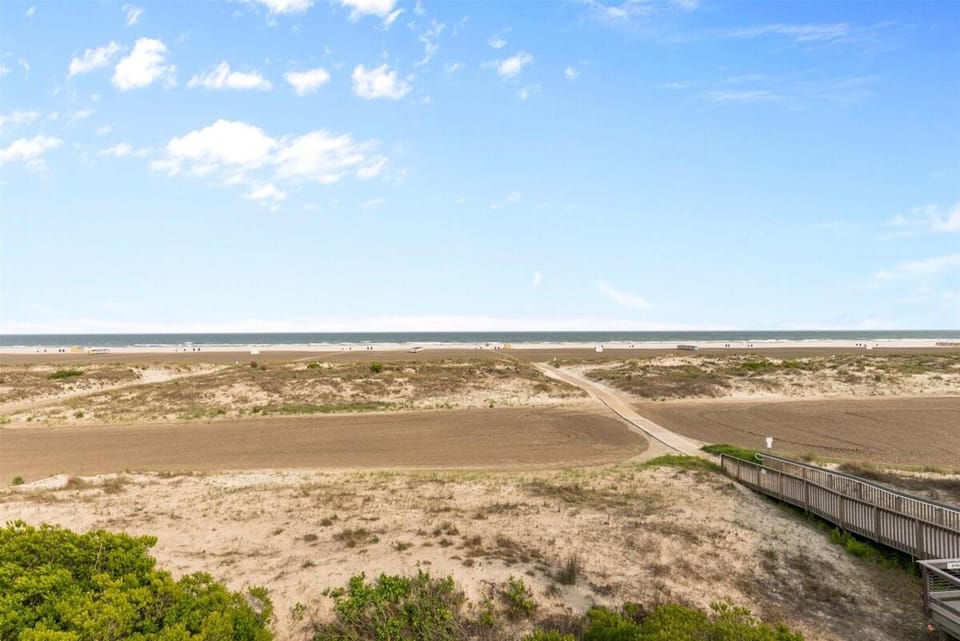 Beachfront 1BR/1BA condo at The Summer Sands | Condo 322 Apartment in Wildwood Crest
