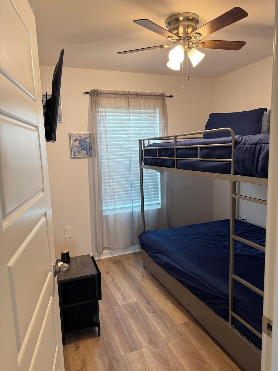 Sweet Southern Breeze 3 Bedroom Coastal Getaway House in Gulfport