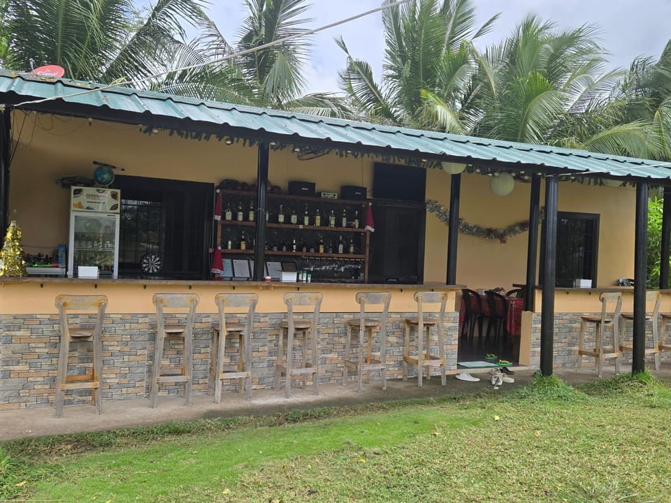 The Cabins at Green Acres Village - Cozy Nature Stay in Moalboal Cabin in Central Visayas