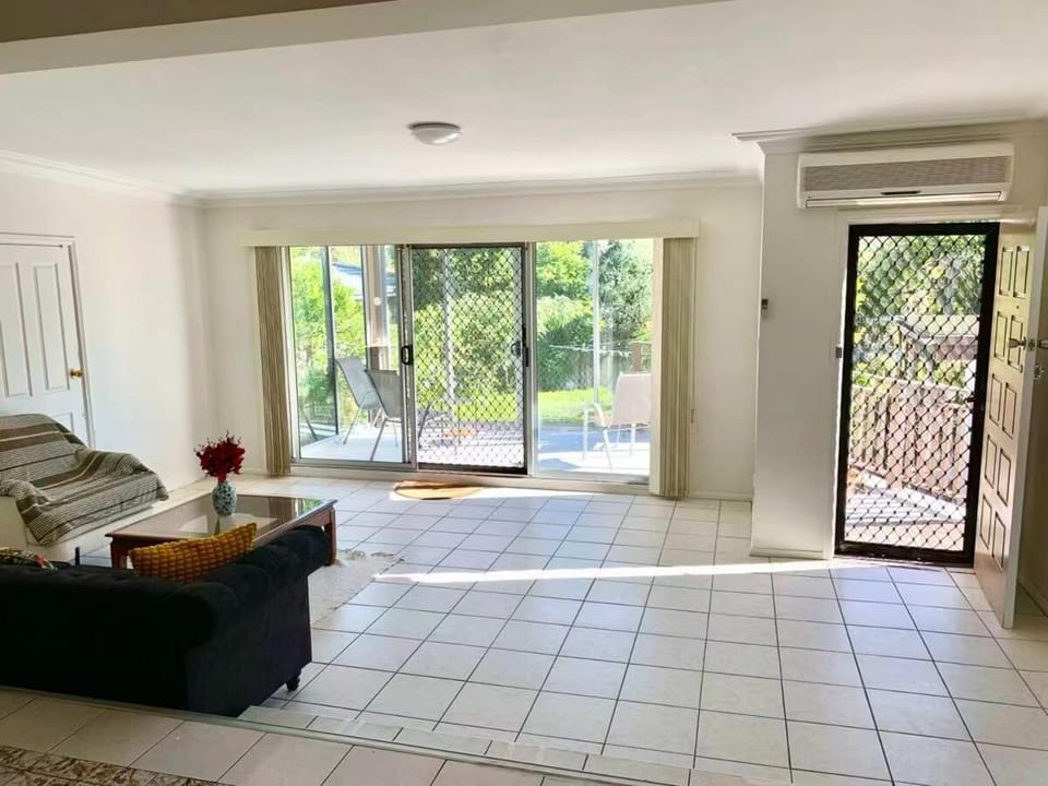 House in Chatswood Comfortable, Excellent value Villa in Sydney