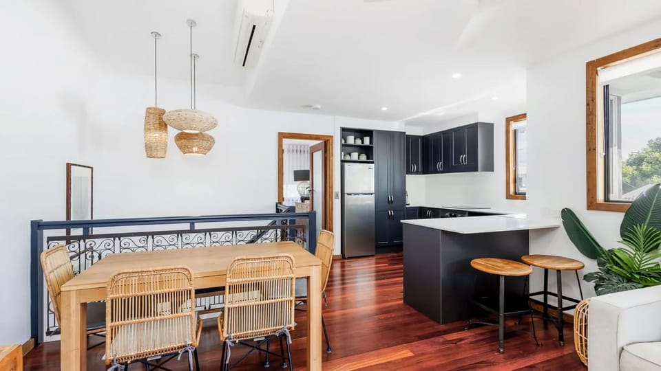 Tropical Escape a Sunshine Beach Retreat Apartment in Sunrise Beach