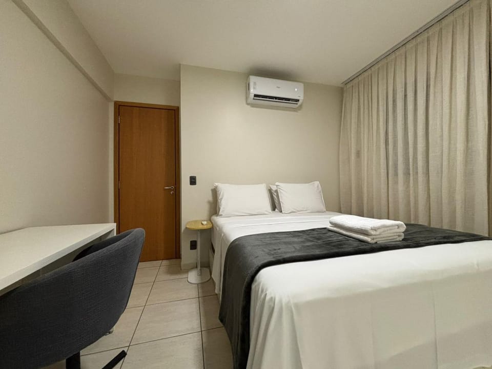 Bed, Bedroom, wardrobe, air conditioner