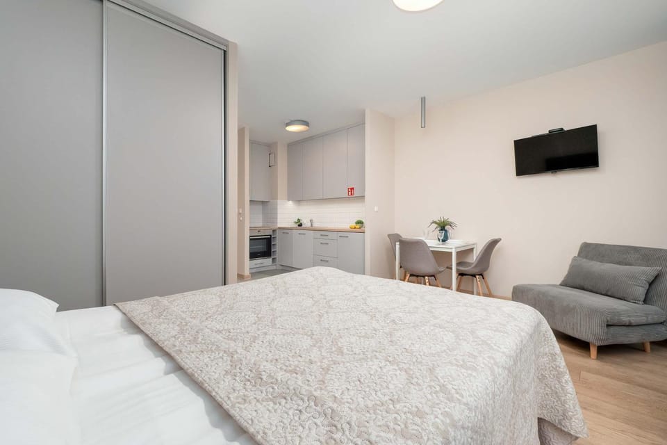 Bed, TV and multimedia, Photo of the whole room, Seating area