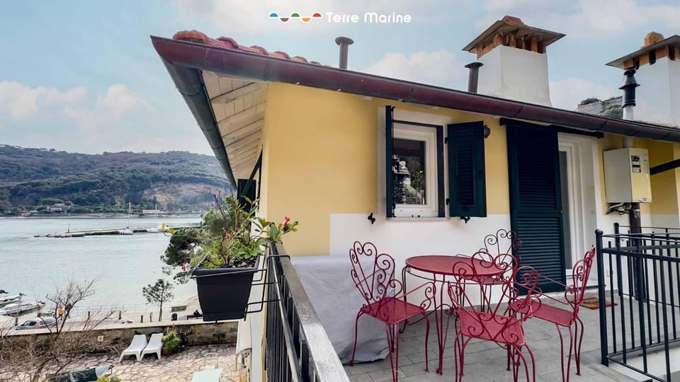 La Galleria del Tempo, Terre Marine Apartment in Porto Venere