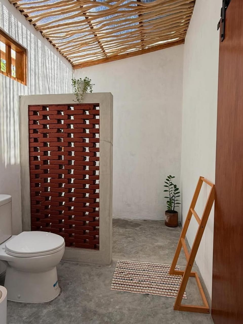Villa Indah Areguling Vacation rental in Pujut