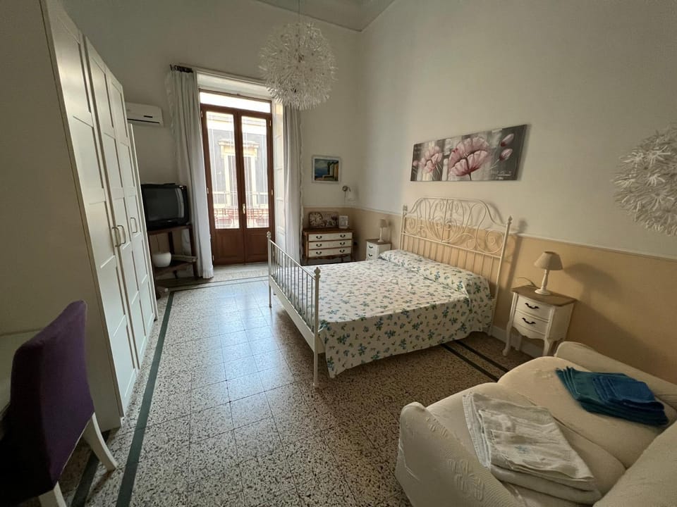 Crispi home 169 Apartment in Catania
