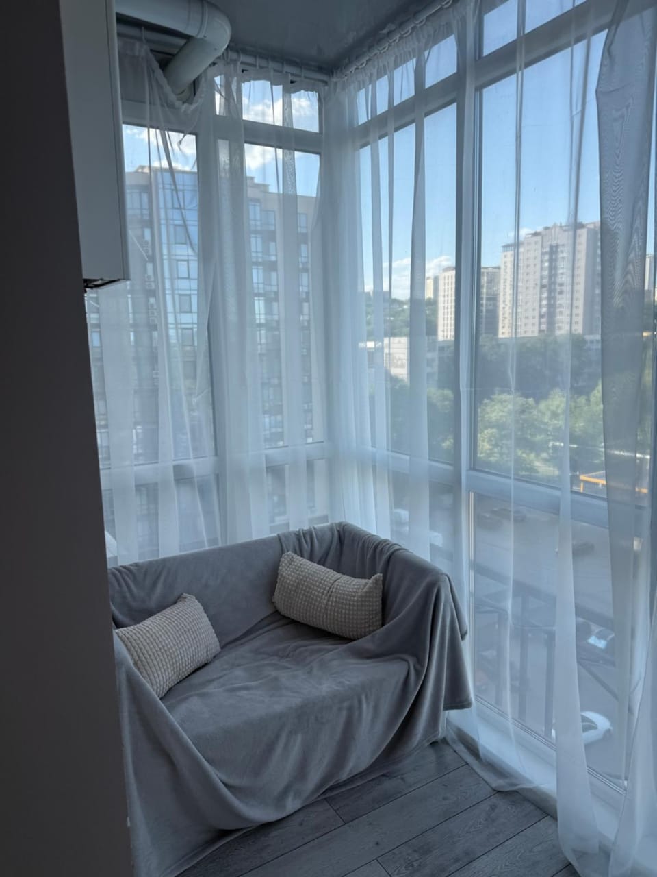 Посуточно 1 к новострой ЖК Ривер парк Apartment in Dnipro