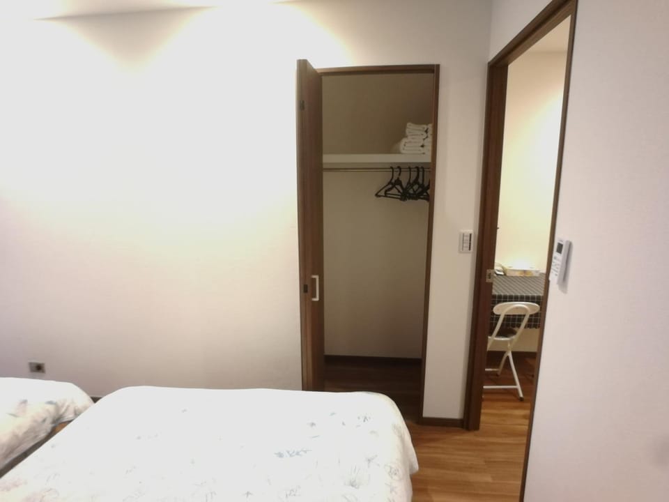 愛の屋ホテル池袋 Apartment hotel in Tokyo Prefecture