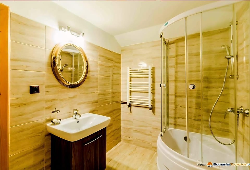 Pensiunea Vacanta Bed and Breakfast in Romania
