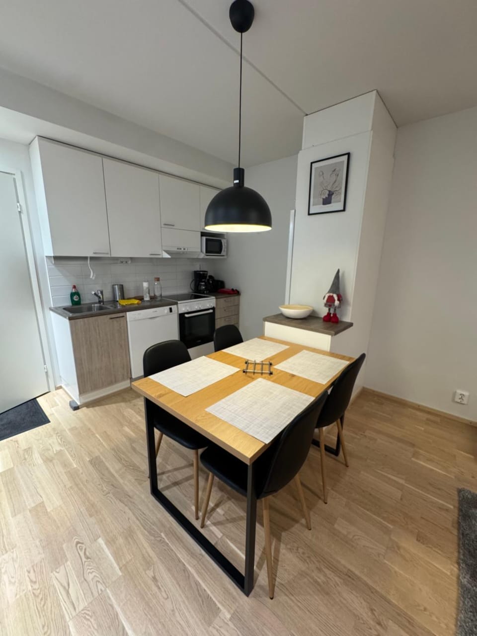 Lapland Apartments III with Wi-Fi, sauna, free parking next to the railway station Apartment in Rovaniemi