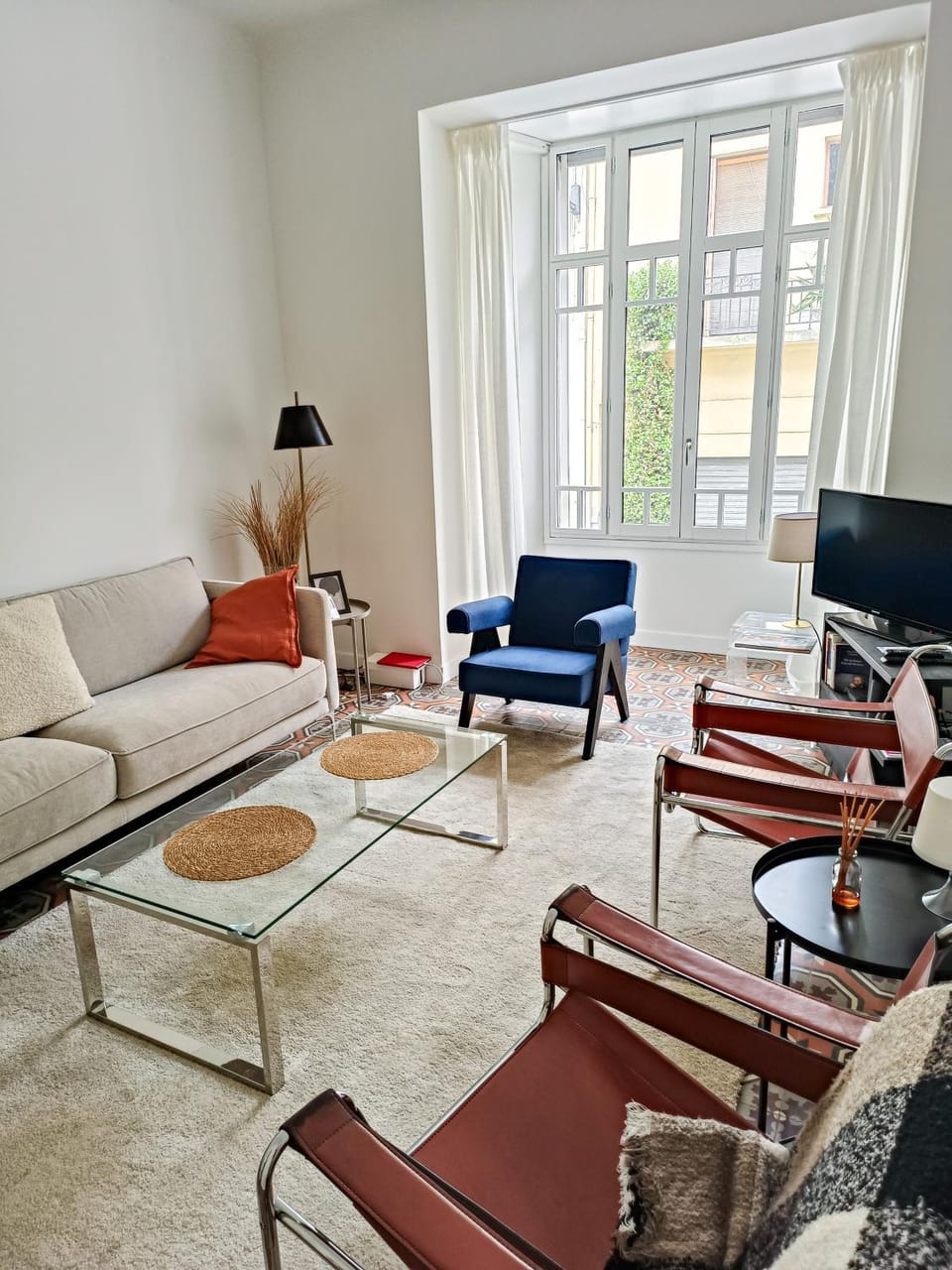Living room, Seating area