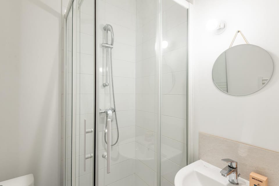 M108 Marquer Grand studio moderne et chic Apartment in Annemasse