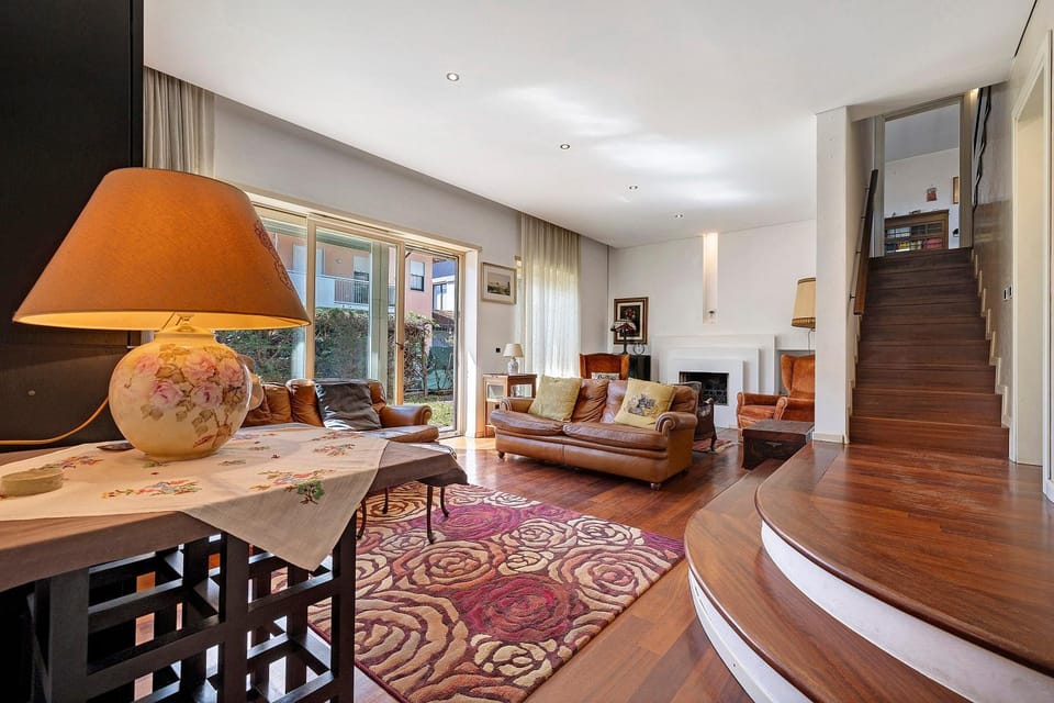 Property building, Living room