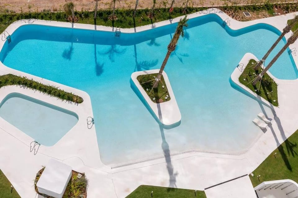 Seaview Luxury with Rooftop Pool Apartment in Port de Sagunt