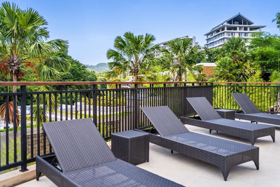 Patio, Balcony/Terrace, sunbed