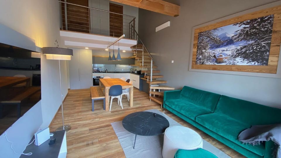 Résidence Loup Dore - Appartement prestige - Plein sud - 90m² - Face aux pistes - 9 Pers. MAE-1933 Apartment in Montgenèvre