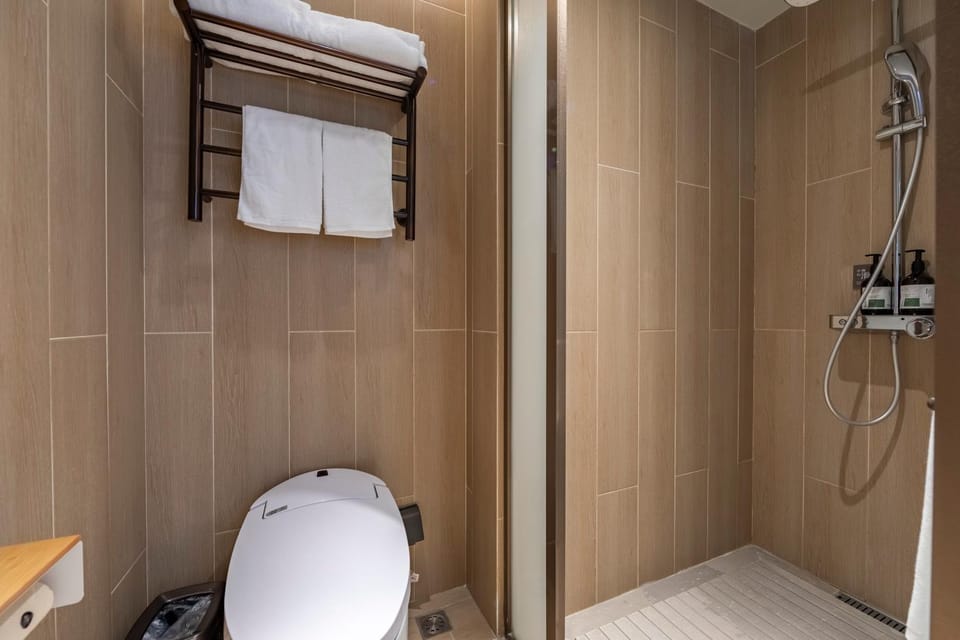 JI Hotel-Shanghai Hongqiao Center Hotel in Shanghai