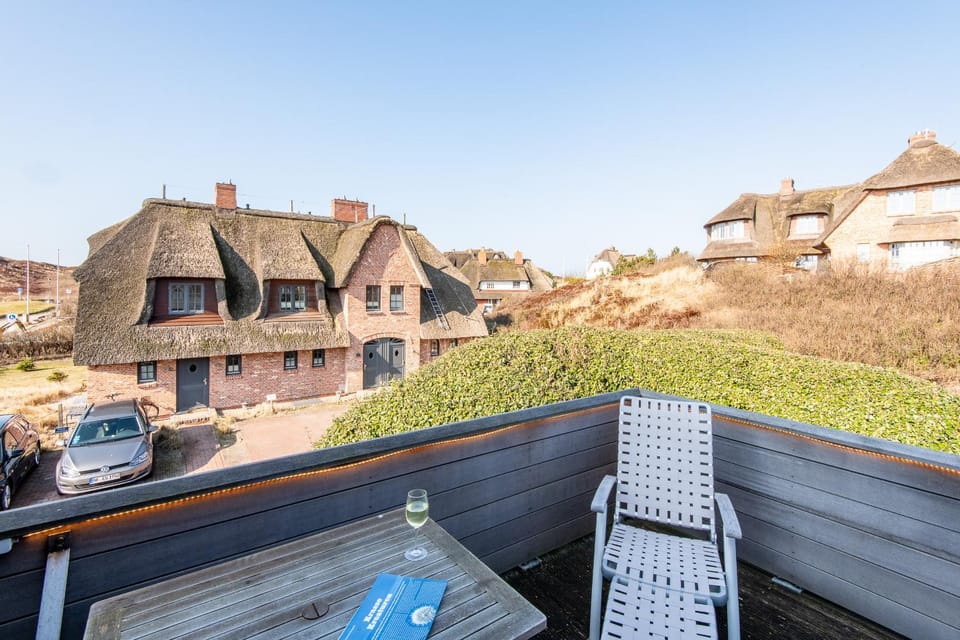 Haus Strandweg 10 Whg 2 Apartment in Sylt