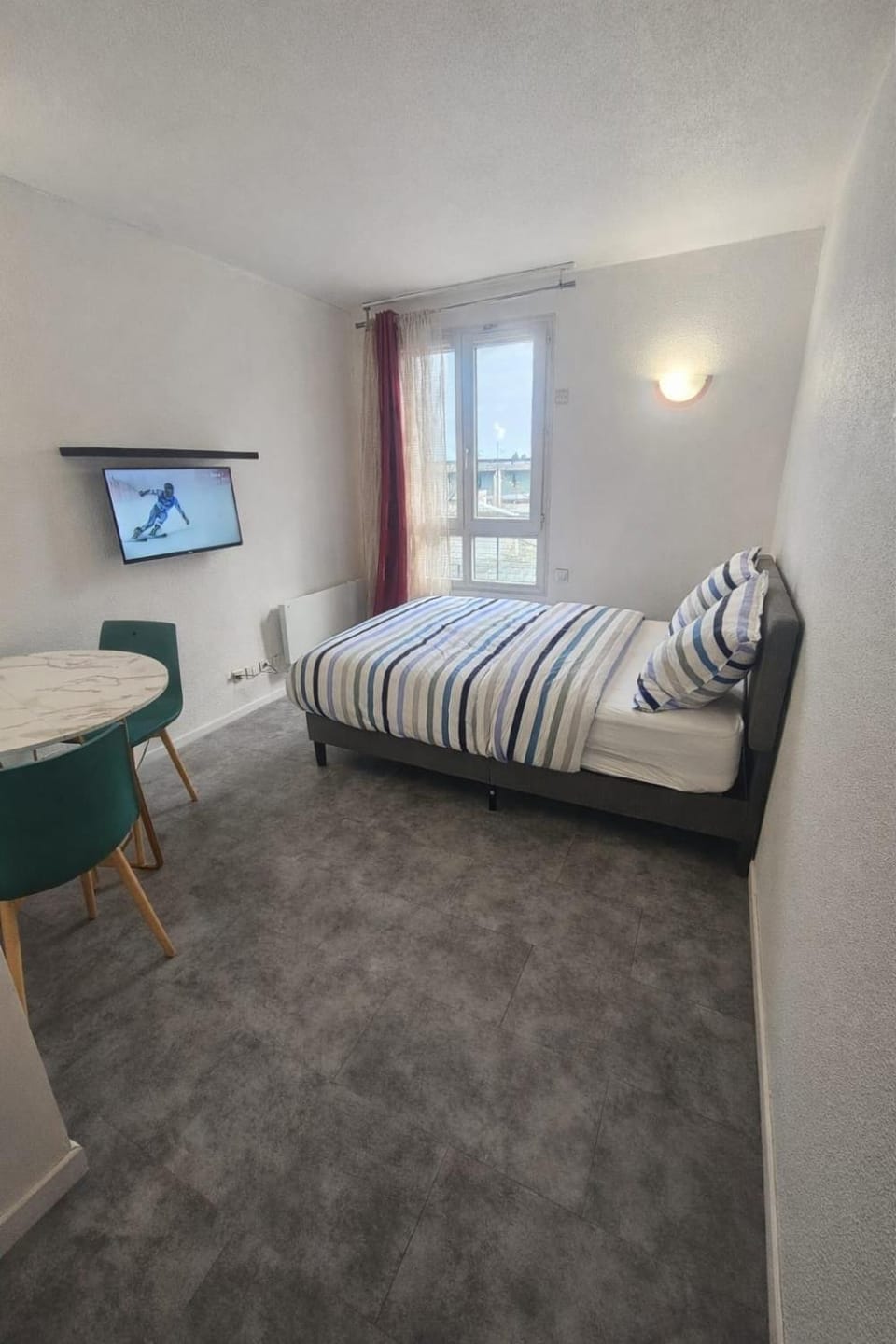 Studio cosy à deux pas des 12 Colonnes Apartment in Cergy