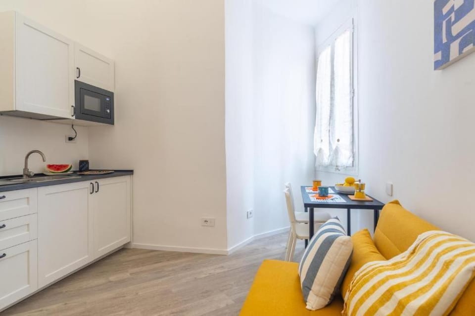 Living room, Dining area, kitchen