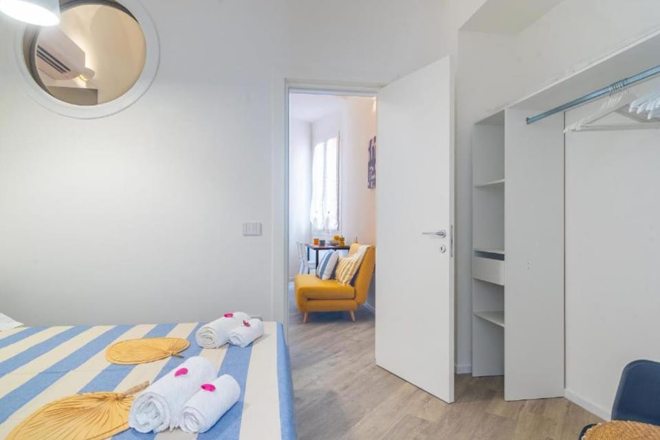 Living room, Bedroom