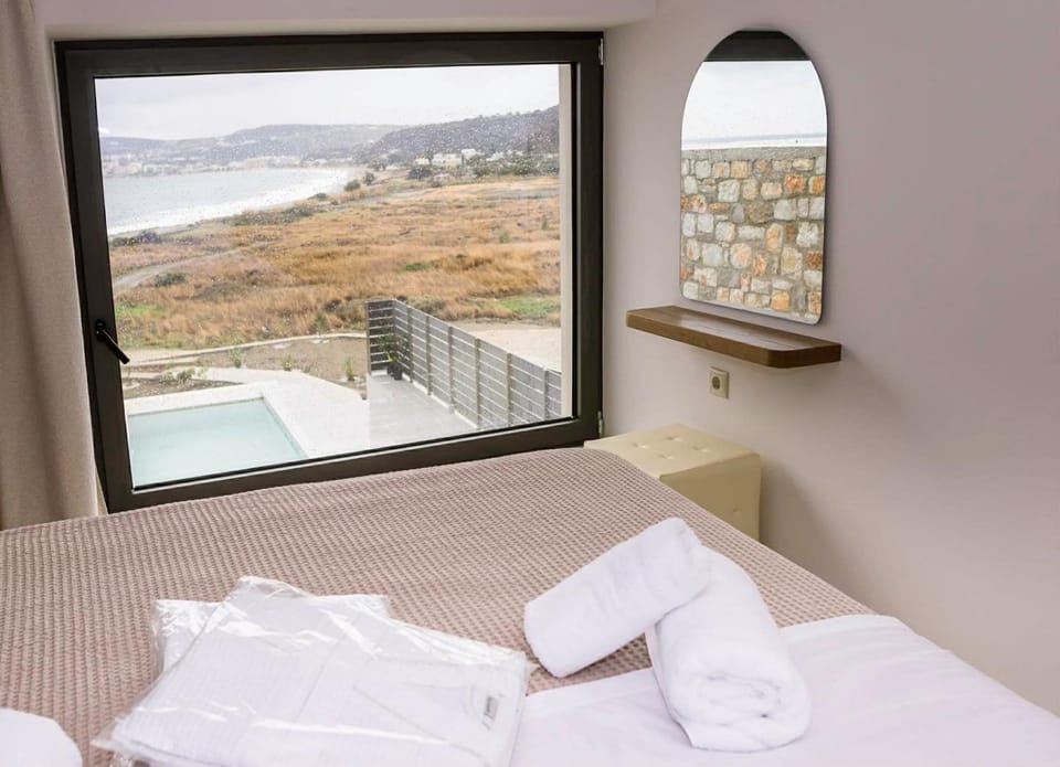 Bed, Natural landscape, Bedroom, Mountain view, towels
