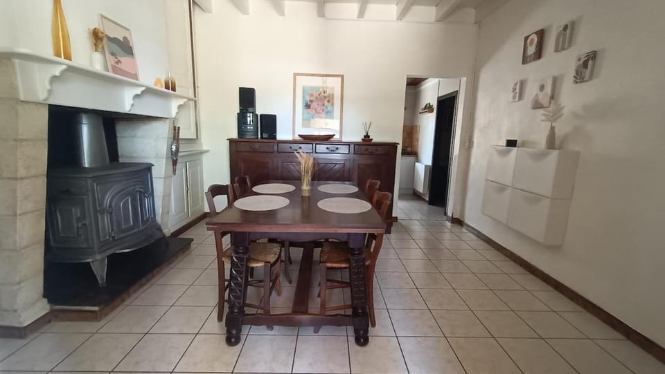 La Petite Maison 2 à 5 personnes Casteljaloux et Center Parcs à proximité House in Nouvelle-Aquitaine