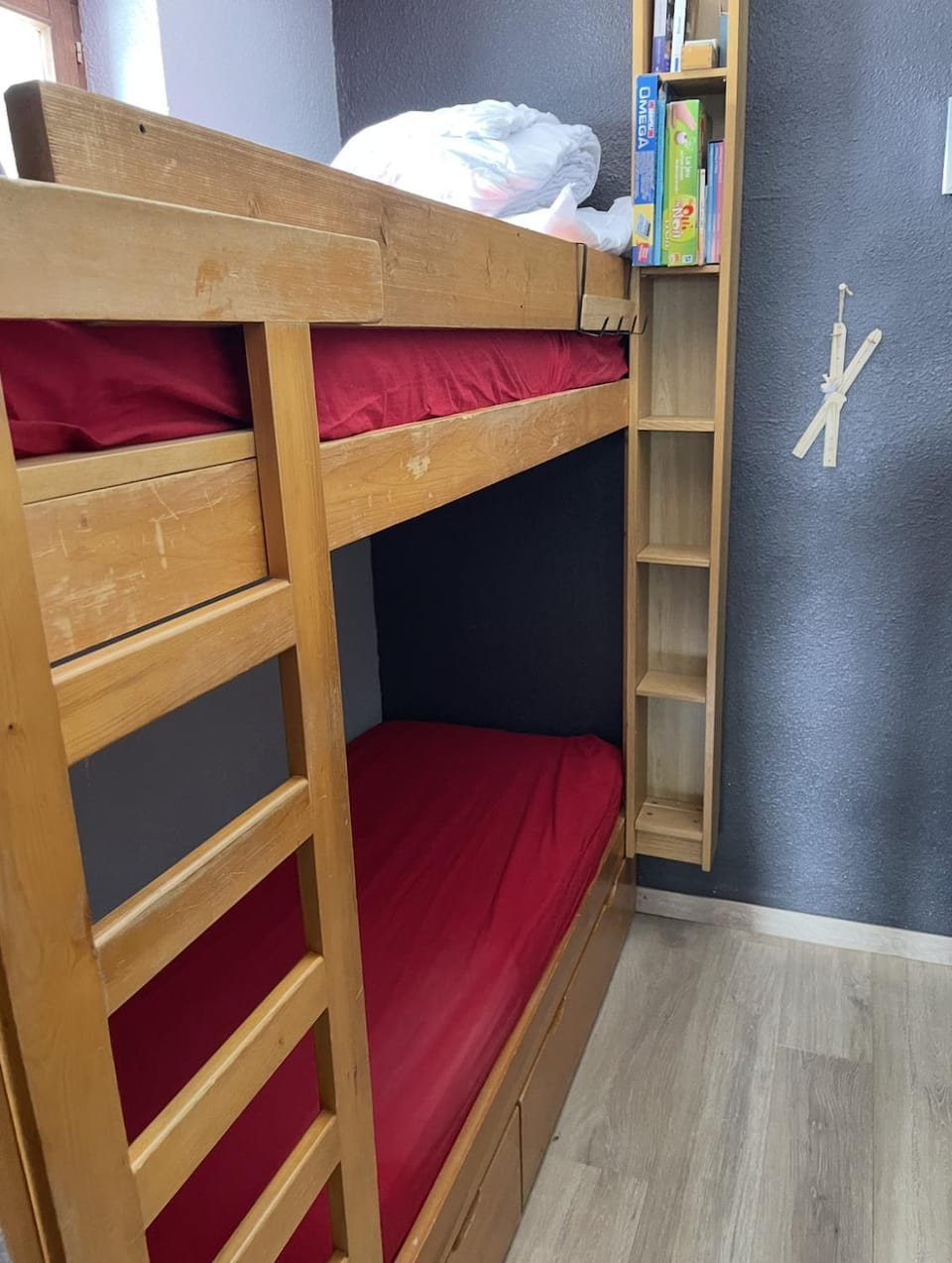 bunk bed