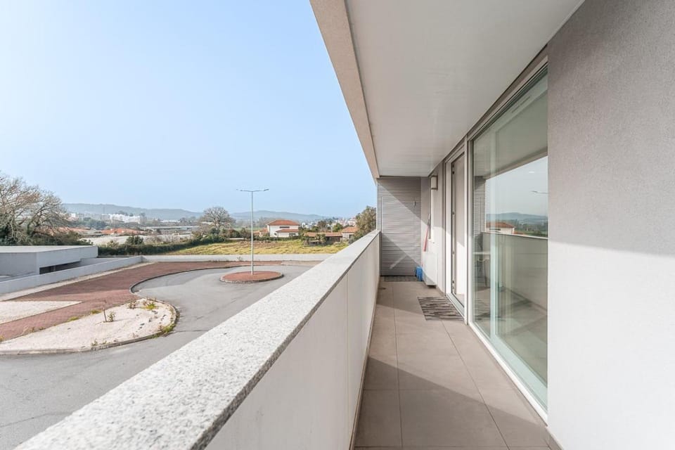 Charming Ribeirão retreat with balcony Apartment in Porto District