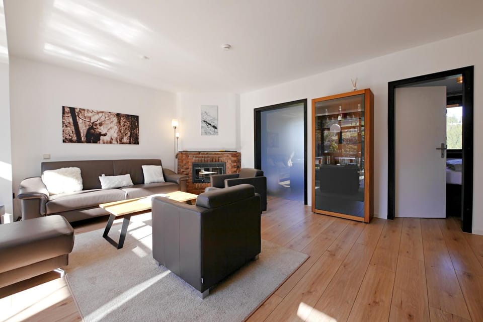 Ferienhaus ROSSBERG in traumhafter Naturlage mit Upland-Blick! House in Willingen