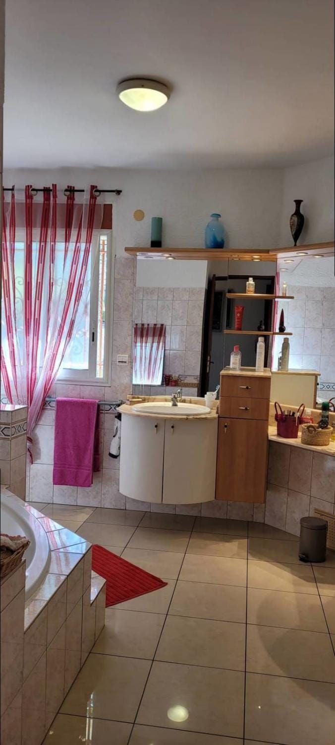 KAZ RIVIERE - Ocean View Villa in Saint-Leu