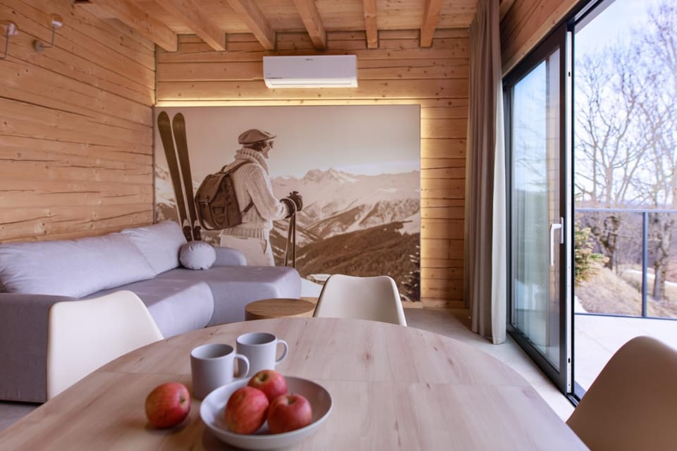 Communal lounge/ TV room, Balcony/Terrace, Balcony/Terrace, Living room