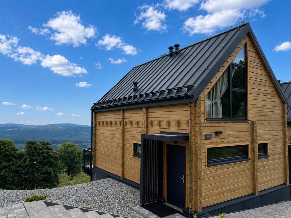 Góry i Chmury Chalet in Lower Silesian Voivodeship