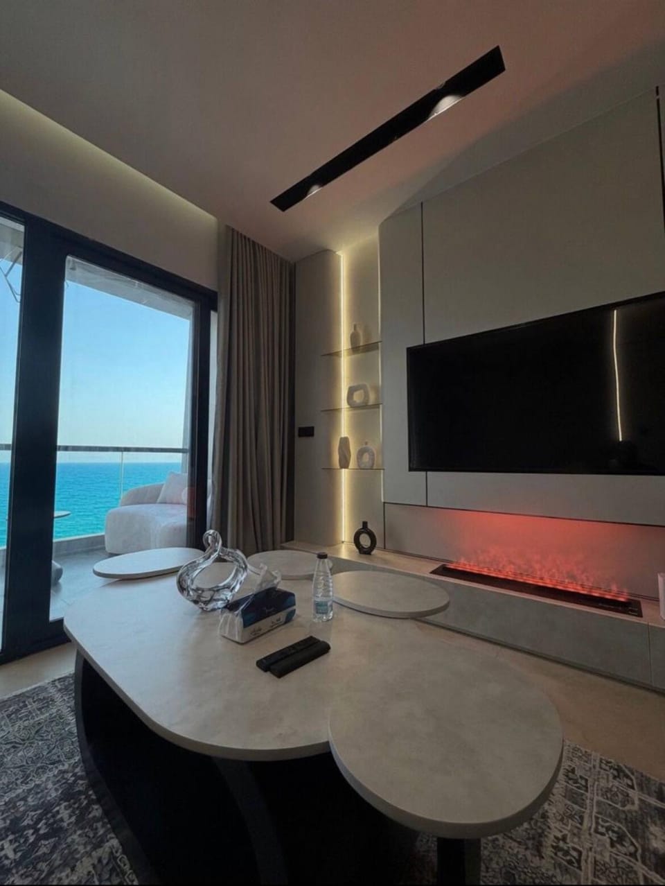 TV and multimedia, Living room, Sea view