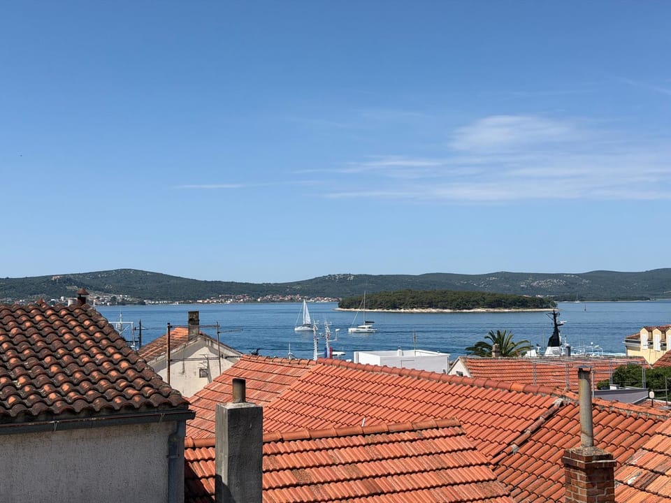 Nearby landmark, Sea view