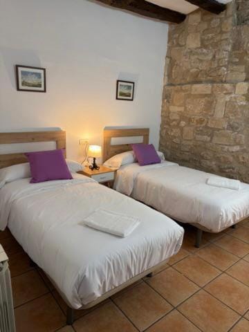 Fonda la Plaza Hotel in Aragon
