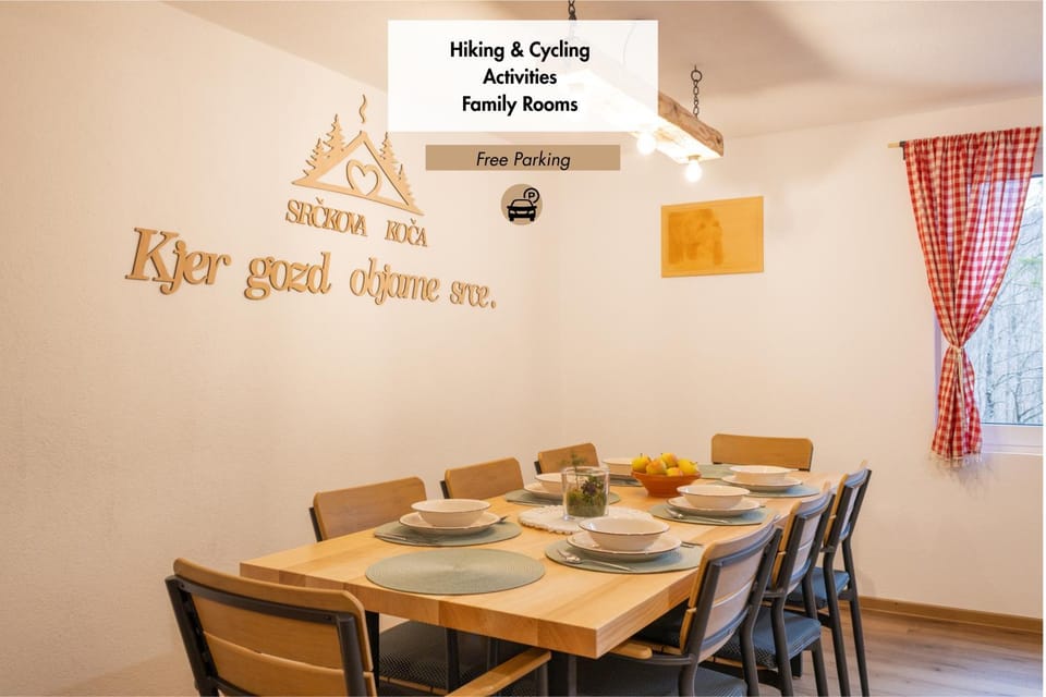 Living room, Food and drinks, Seating area, Dining area, Food