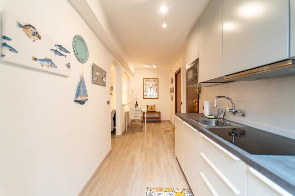 Charming apartment 100 meters from Lake Como Apartment in Como